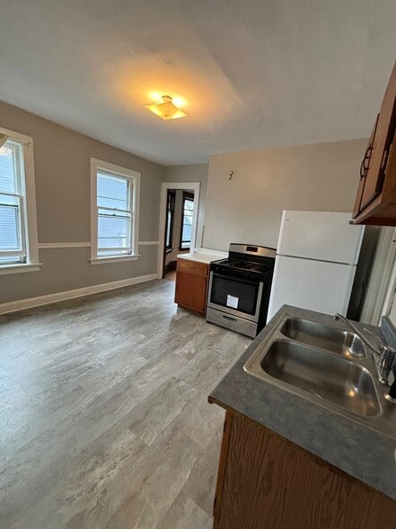 Kichrn - 2926 N Cramer St