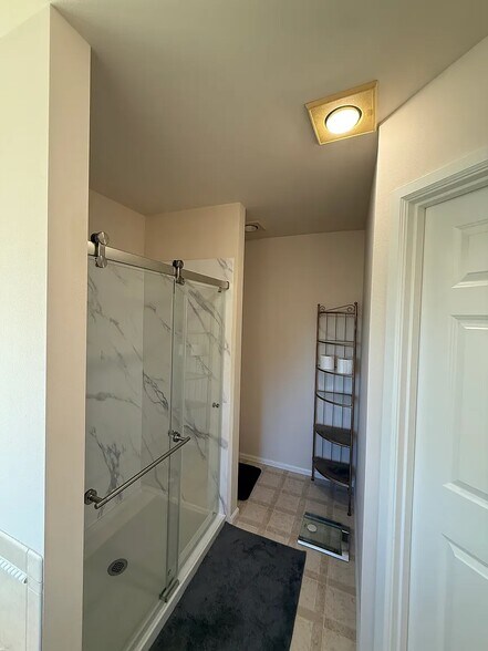 Building Photo - 13243 124th Ct NE