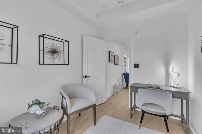 Building Photo - 1103 Fern St NW