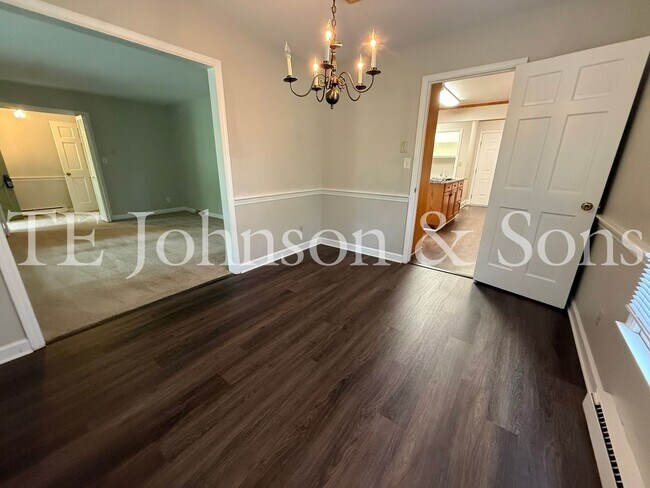Building Photo - 2722 Winslow Ln