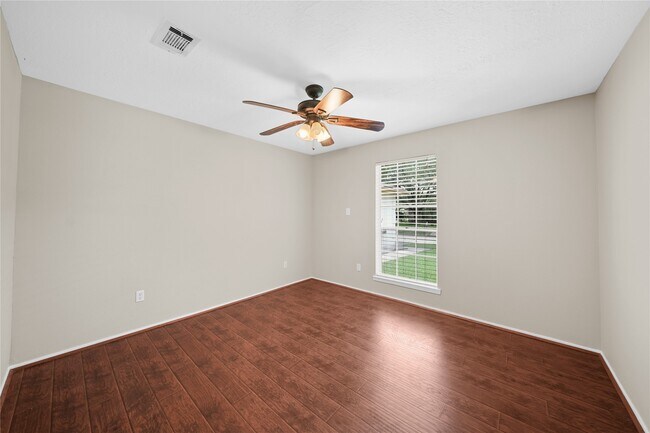 Building Photo - 16306 Forest Bend Ave