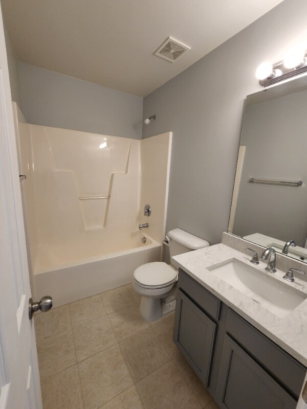 Building Photo - 317 Timber Meadow Lake