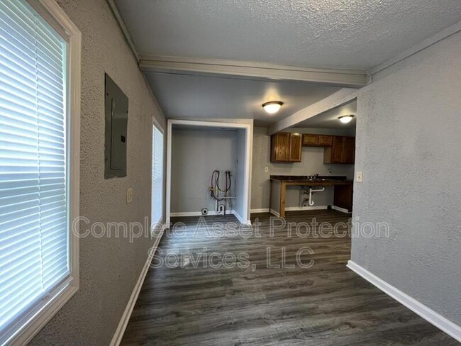 Building Photo - 4079 Missouri St