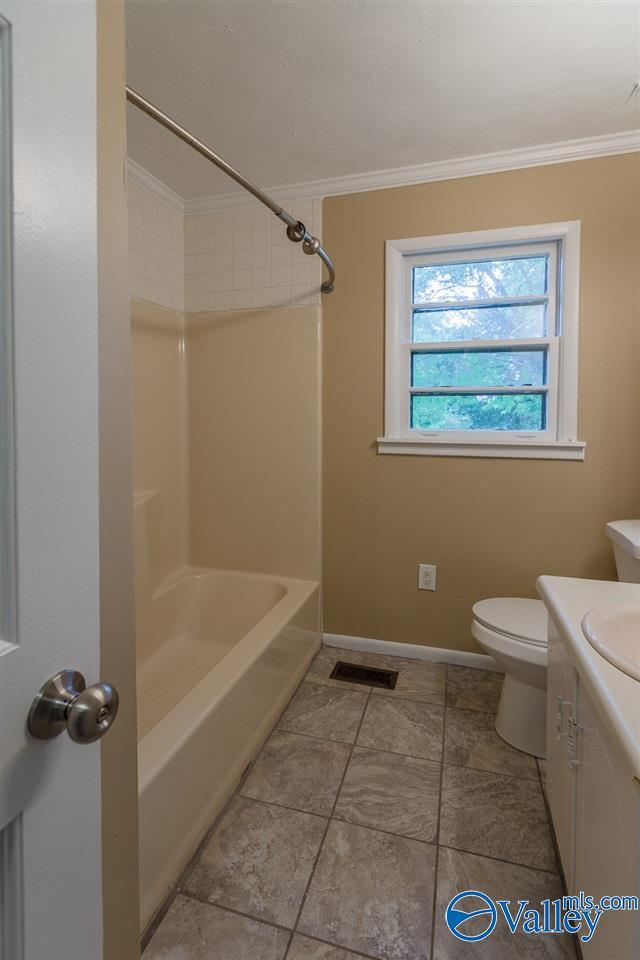 Building Photo - 4328 Barry St NW