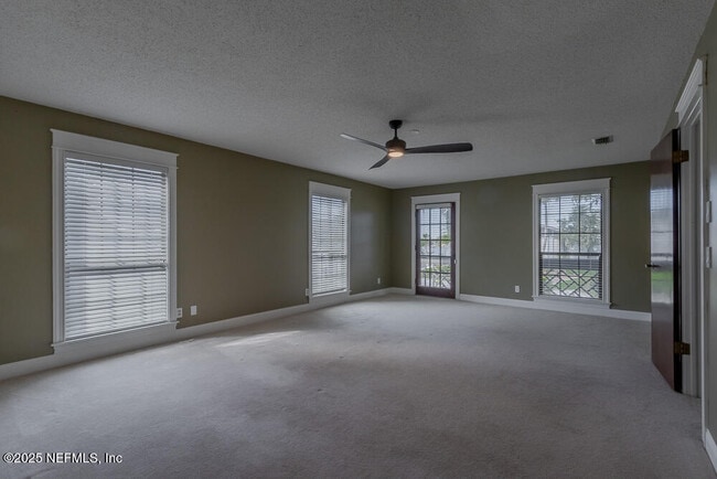 Building Photo - 4944 Mariners Point Dr