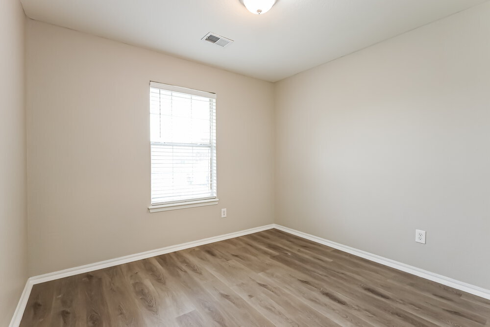 Building Photo - 420 Marrgate Dr