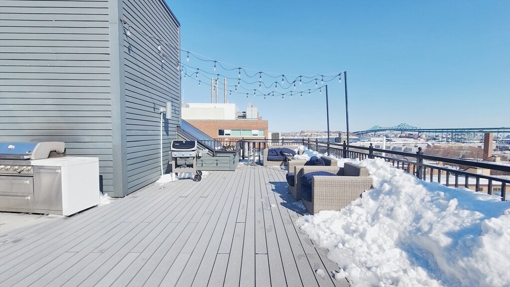 Building Photo - 30 Polk St