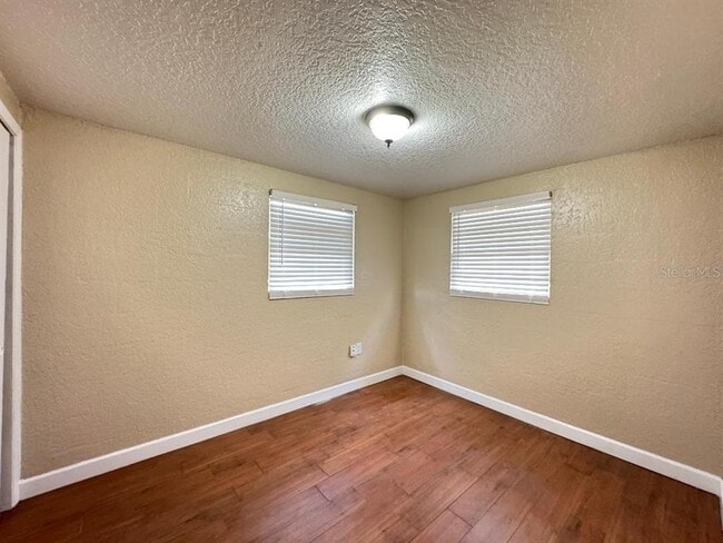 Building Photo - 37221 Marlu Ln