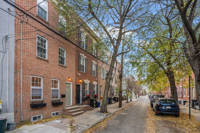 Building Photo - 1922 Montrose St