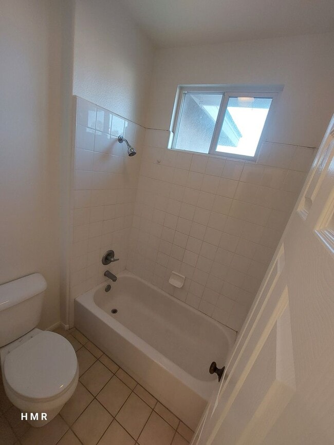 Building Photo - Stunning Two-Story Home with 4 Bedrooms an...