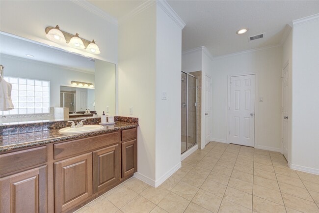 Building Photo - 14467 Basalt Ln