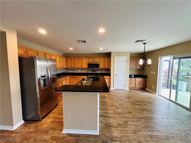 Building Photo - 18270 Pine Nut Ct