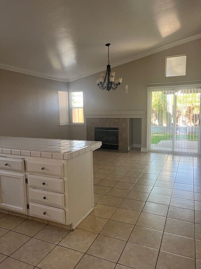 Building Photo - 8820 Winlock St