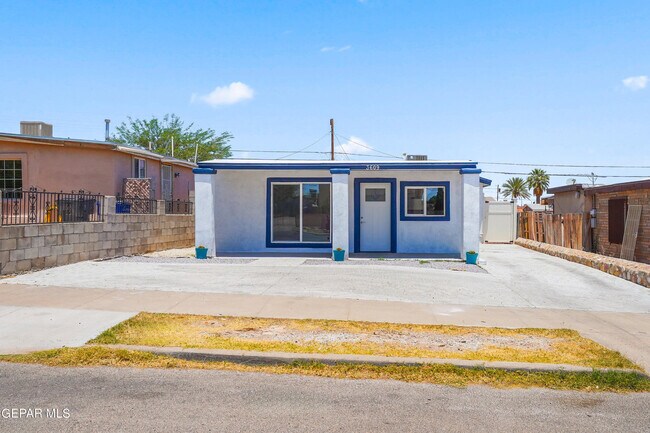 Primary Photo - 3609 Fillmore Ave