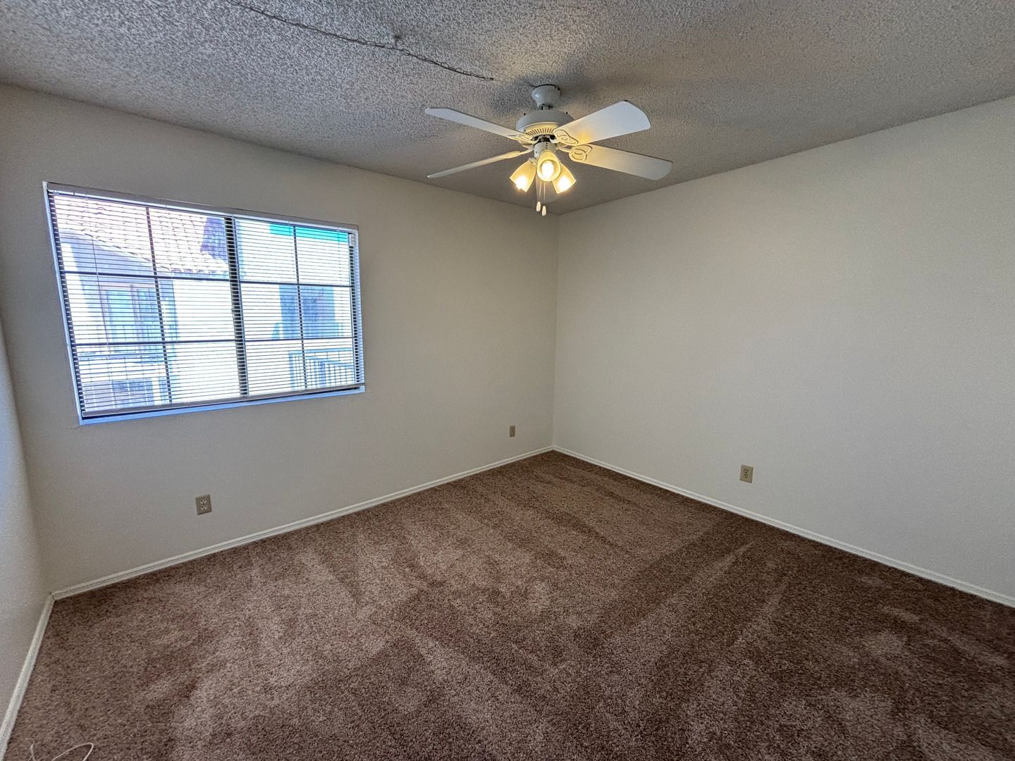 Building Photo - 1200 E River Rd