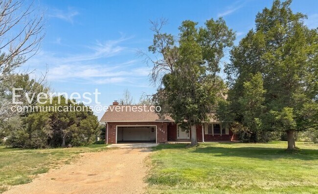 Building Photo - 1808 Riverview Dr
