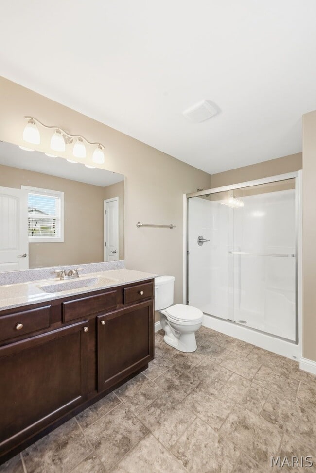 Building Photo - 305 Shadow Trace Dr