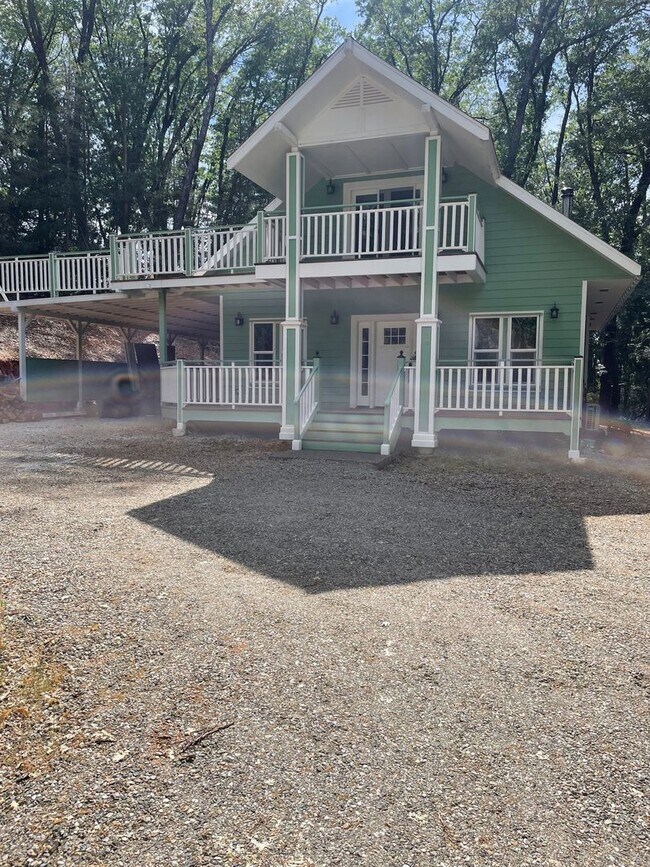 Primary Photo - Rural, private 2-story Home