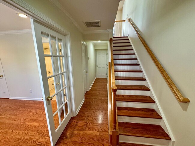 Building Photo - 3BR/3BA Townhouse in Ballantyne