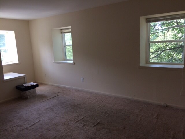 Building Photo - 3088 Covington St