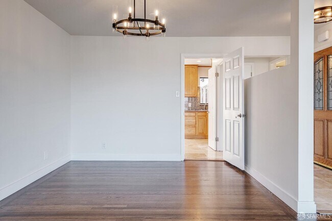 Building Photo - 97 Canyon Dr