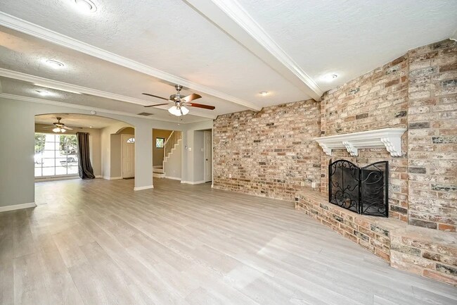 Family Room Right - 602 Mobile Ct