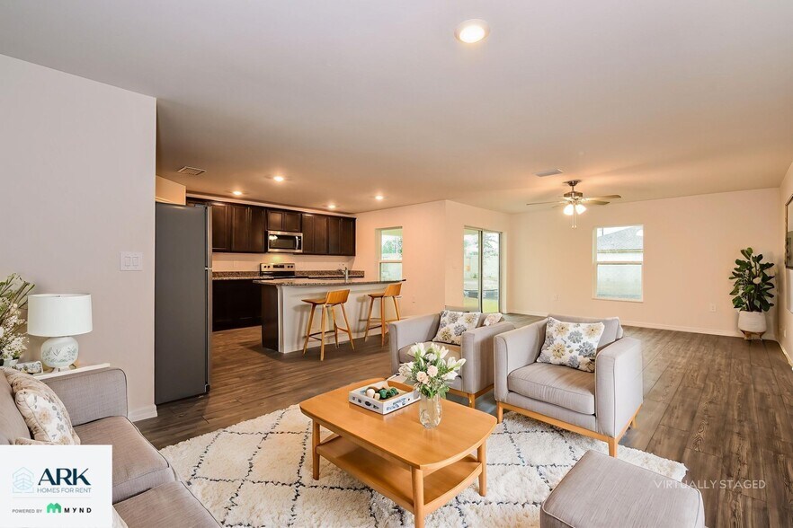 Building Photo - 852 Youngreen Dr