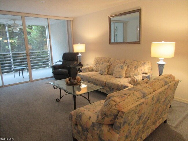 Building Photo - 290 Naples Cove Dr