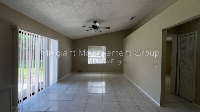 Building Photo - 7107 Blair Dr