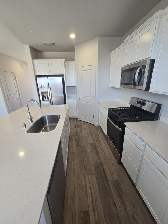Building Photo - Newly Constructed Home- Solar & Appliances...