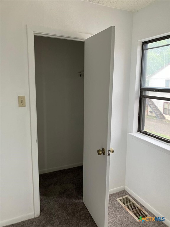 Building Photo - 3413 Victoria Cir