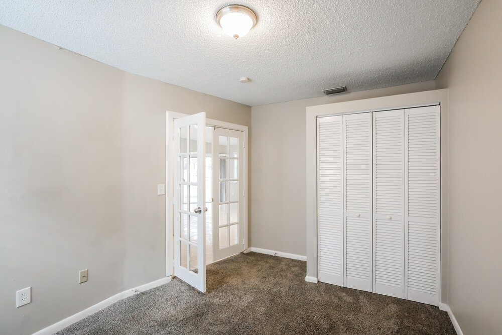 Building Photo - 9845 NW 9th Ct
