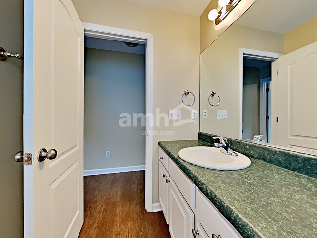 Building Photo - 6408 Sterchi Village Blvd