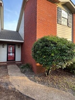 Building Photo - 113 Sunridge Park