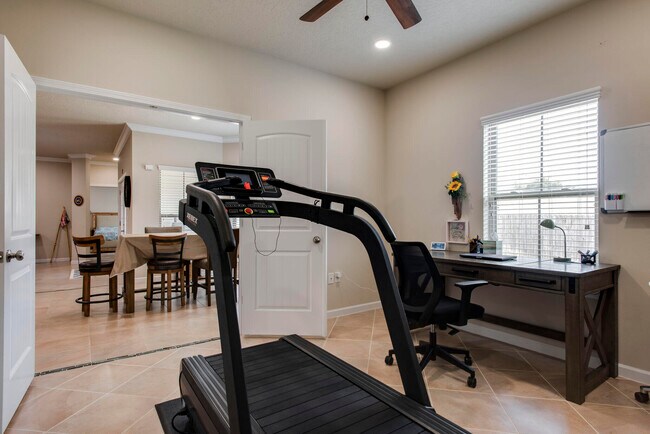 Building Photo - 4600 Hermosa Rd