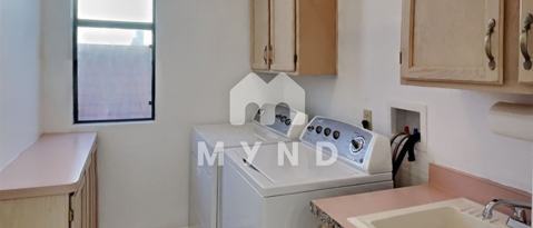 Building Photo - 1606 W Calle Del Ducado