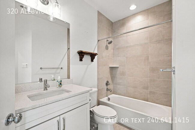 Building Photo - 320 Alluvium Dr