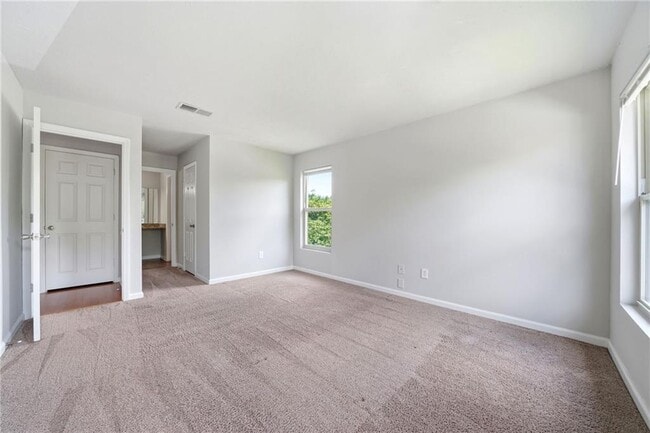 Building Photo - 117 Brittany Ct