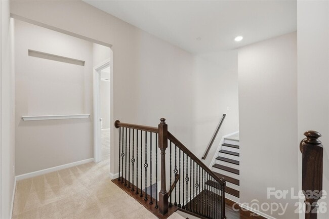 Building Photo - 1000 Bellegray Ln NW