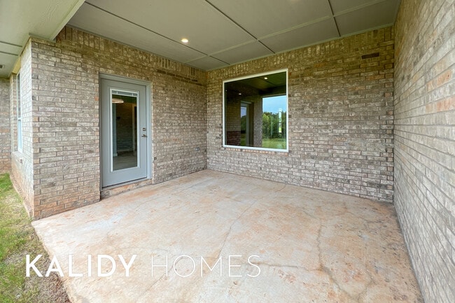 Building Photo - 17859 Salem Rd