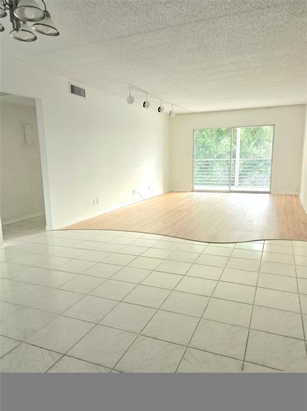 Building Photo - 2305 Lucaya Ln