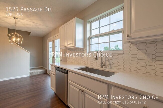 Building Photo - 1525 Passage Dr