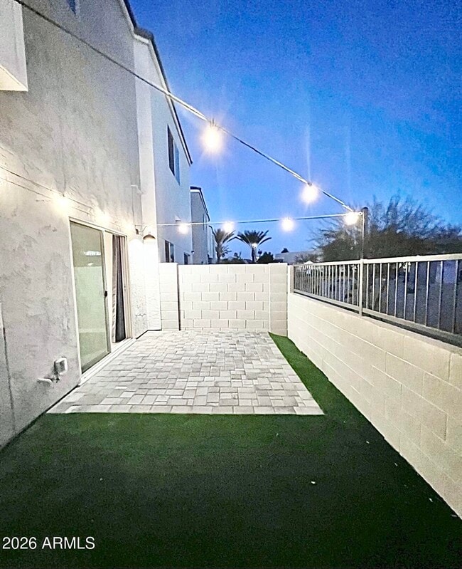 Building Photo - 2134 W Harmont Dr