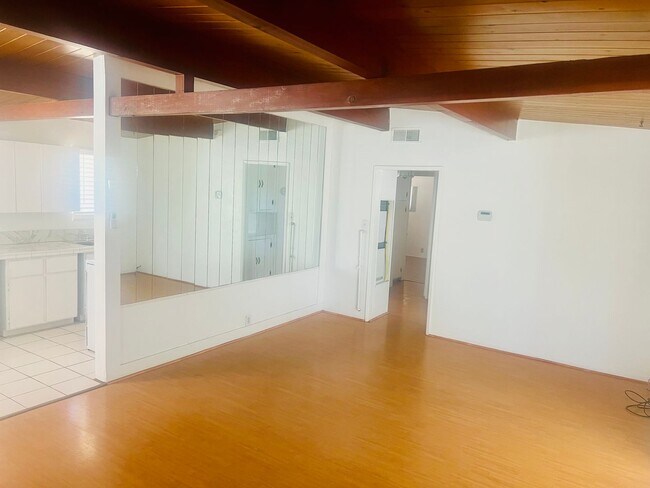 Building Photo - Charming 3-Bedroom Home including 250sqft ...