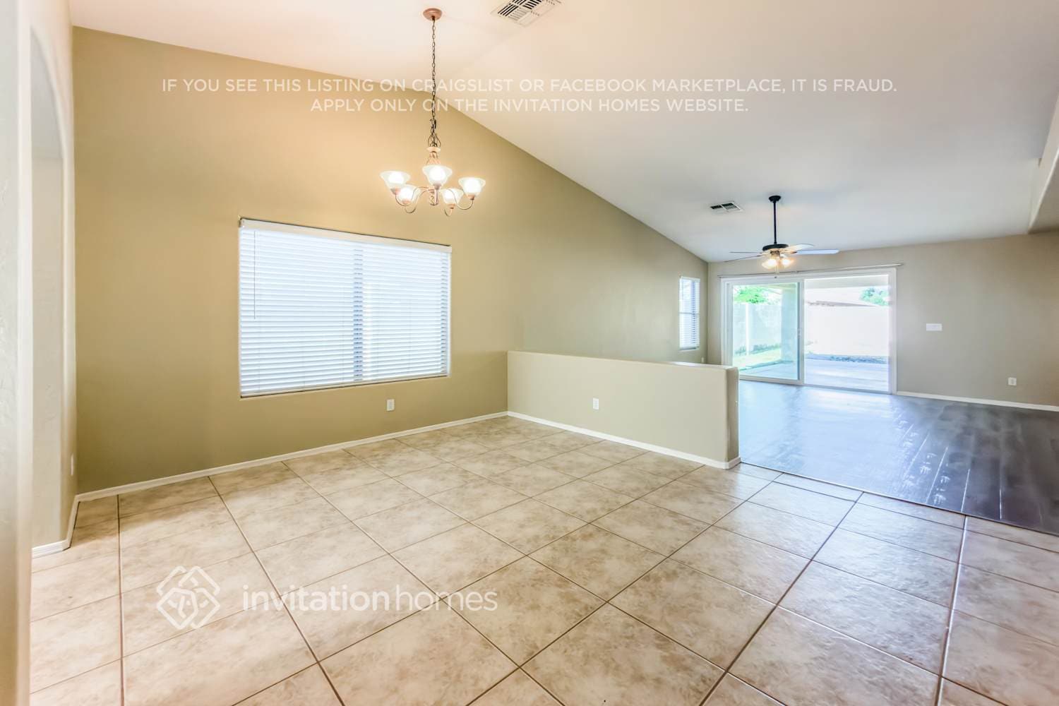 Building Photo - 2724 E Concho Ave