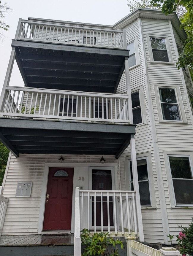 Building Photo - SEPTEMBER 1 - Dorchester Savin Hill 3 bedr...