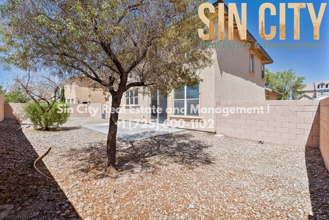 Building Photo - 5708 Clarendon Ln