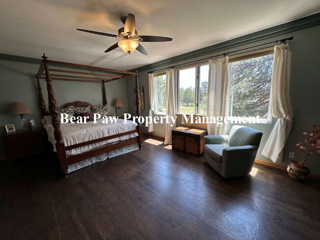 Building Photo - Beautiful FURNISHED Home in Hiwan!!