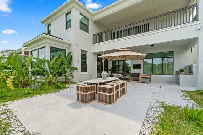 Building Photo - 13026 Artisan Cir