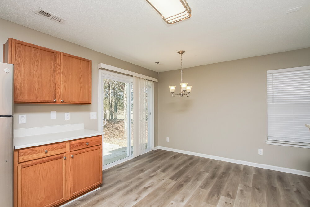 Building Photo - 141 Peterborough Dr